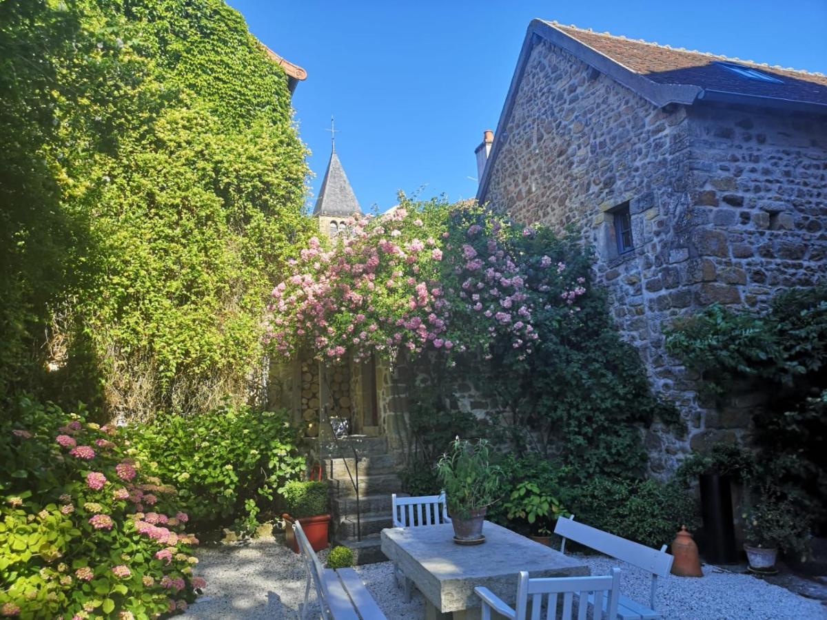 Maison D'Hotes - Les Tillets Bois-Sainte-Marie Ruang foto