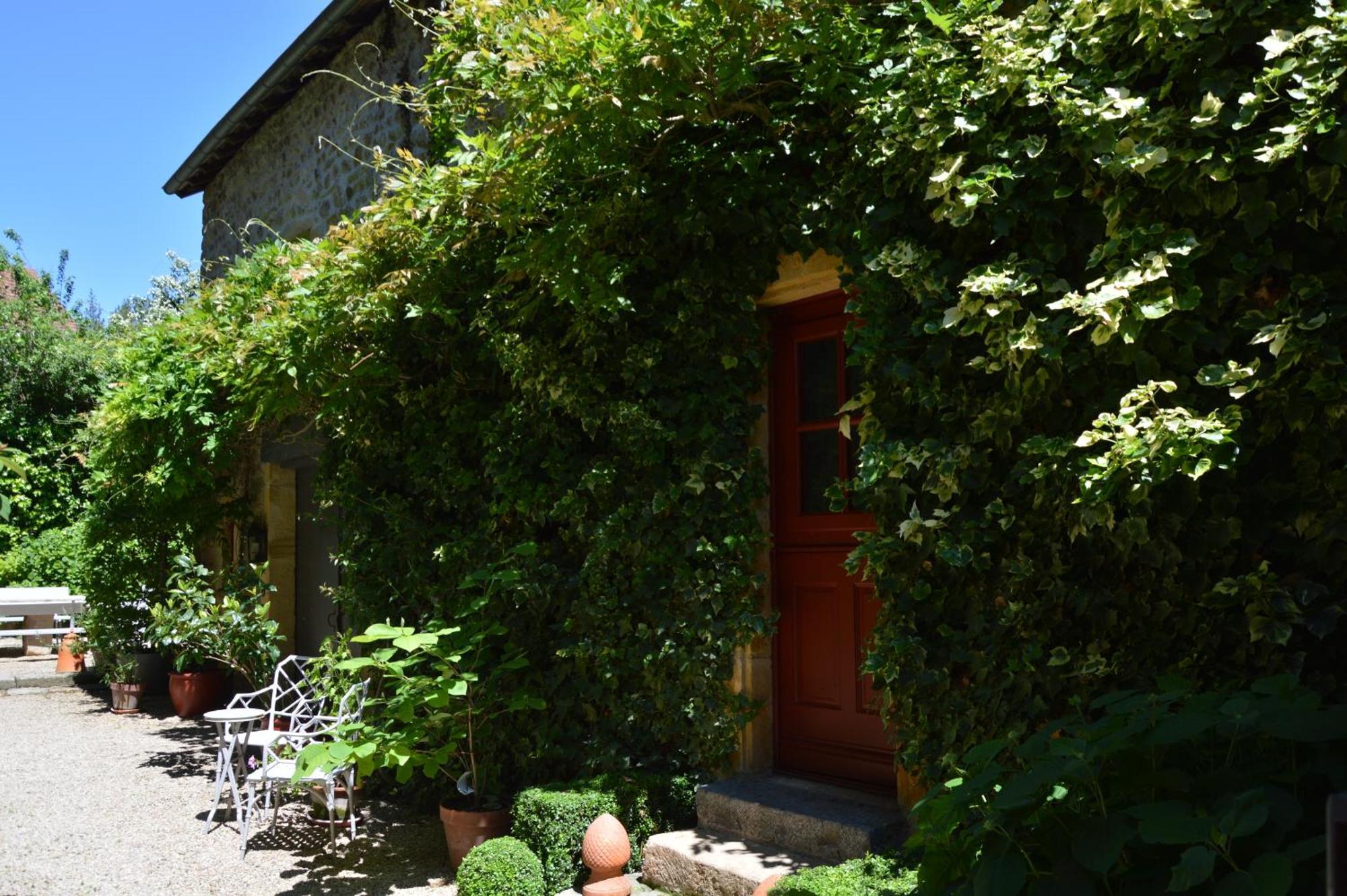 Maison D'Hotes - Les Tillets Bois-Sainte-Marie Bagian luar foto